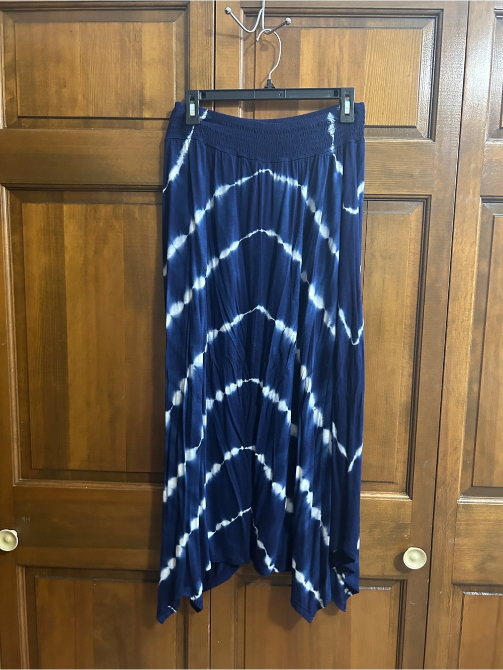 Time and Tru Navy Blue and White High-Low Tie-Dye Skirt